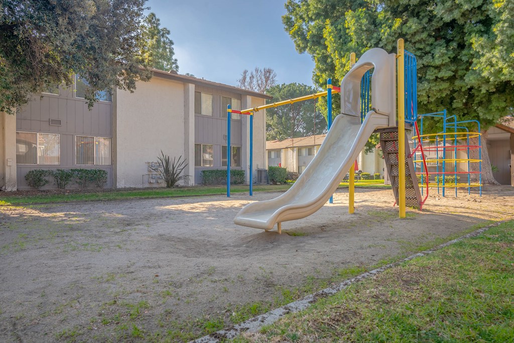 Citrus Grove Apartments, 1230 E Lugonia Ave, Redlands, CA RentCafe